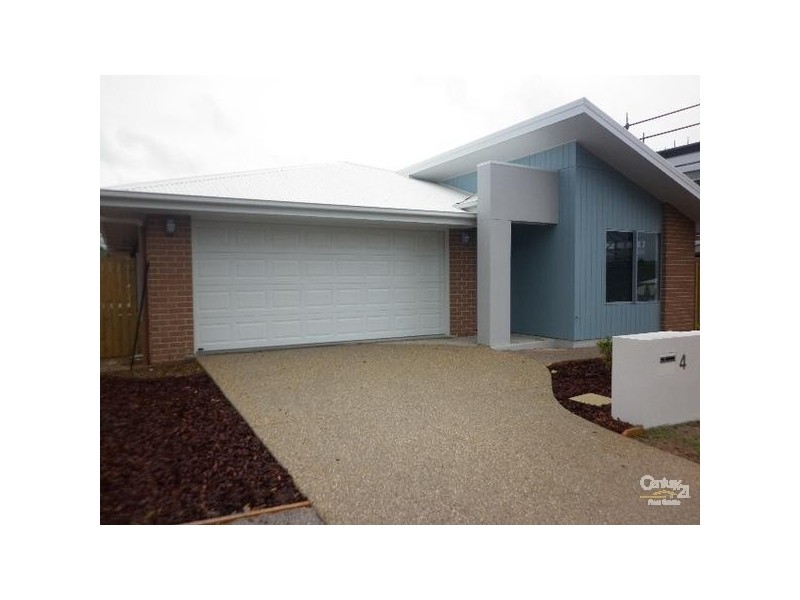 4 Harmony Drive, Clinton QLD 4680