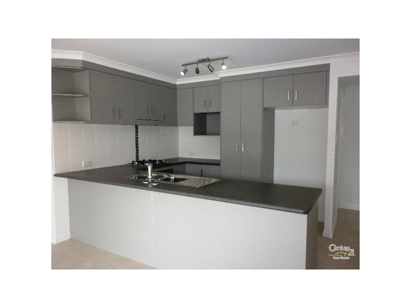 4 Harmony Drive, Clinton QLD 4680