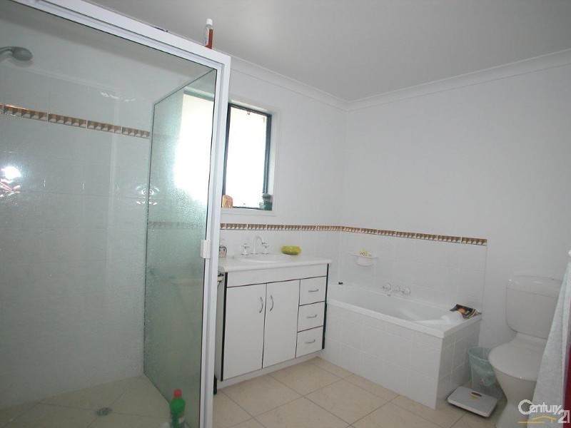 1 – 5/33 Butler Street, New Auckland QLD 4680