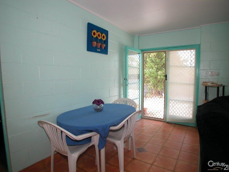 1 – 5/33 Butler Street, New Auckland QLD 4680