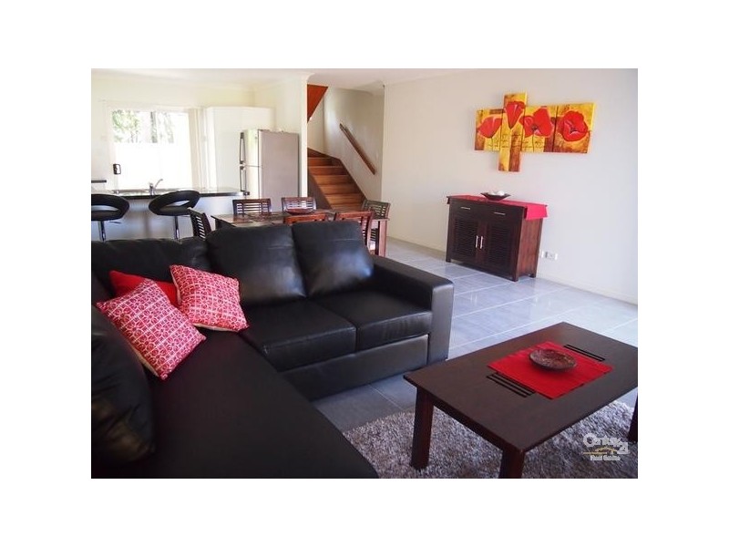 2/55 Toolooa Street, South Gladstone QLD 4680