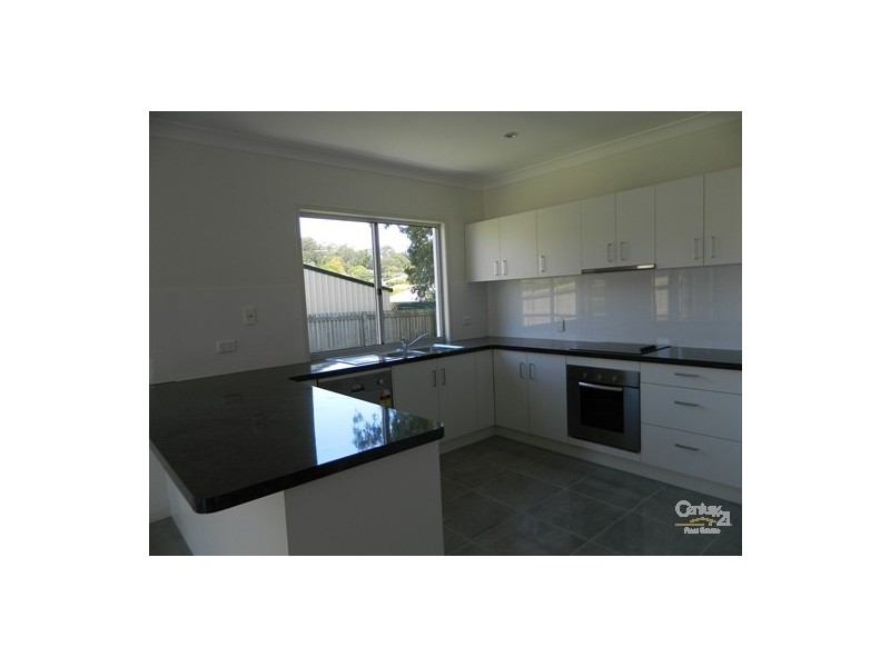 4/55 Toolooa Street, South Gladstone QLD 4680