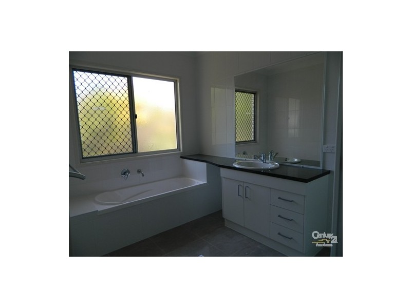 4/55 Toolooa Street, South Gladstone QLD 4680