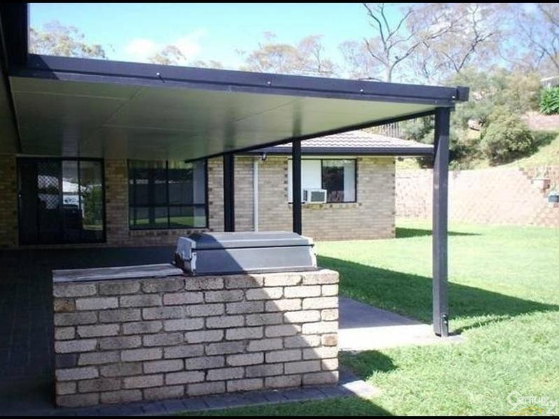 17 Stitt Close, Glen Eden QLD 4680