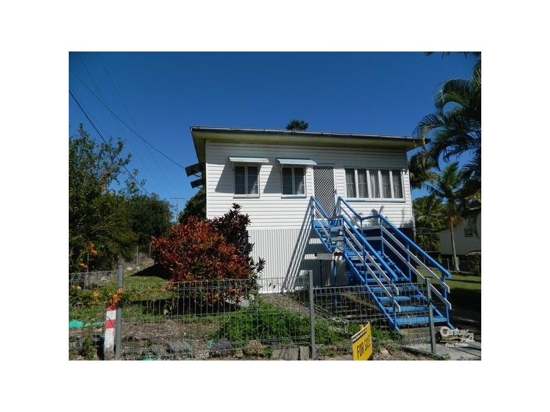 23 Gladstone Street, Mount Larcom QLD 4695