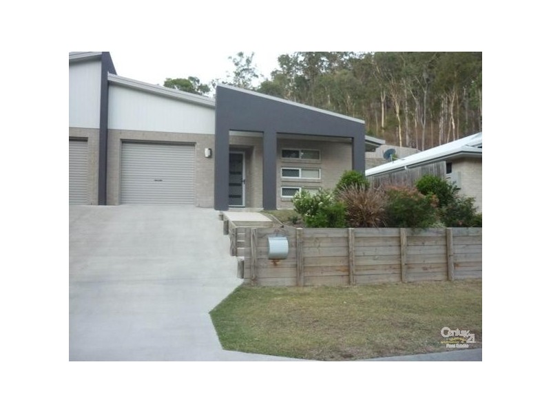 2/43 Southerncross Close, Telina QLD 4680