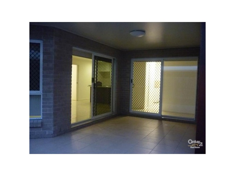 2/43 Southerncross Close, Telina QLD 4680
