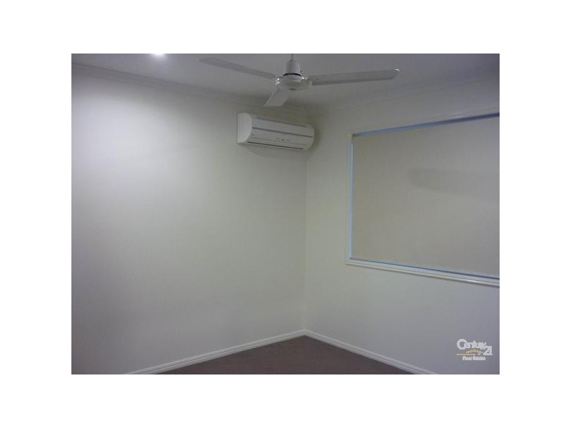 2/43 Southerncross Close, Telina QLD 4680