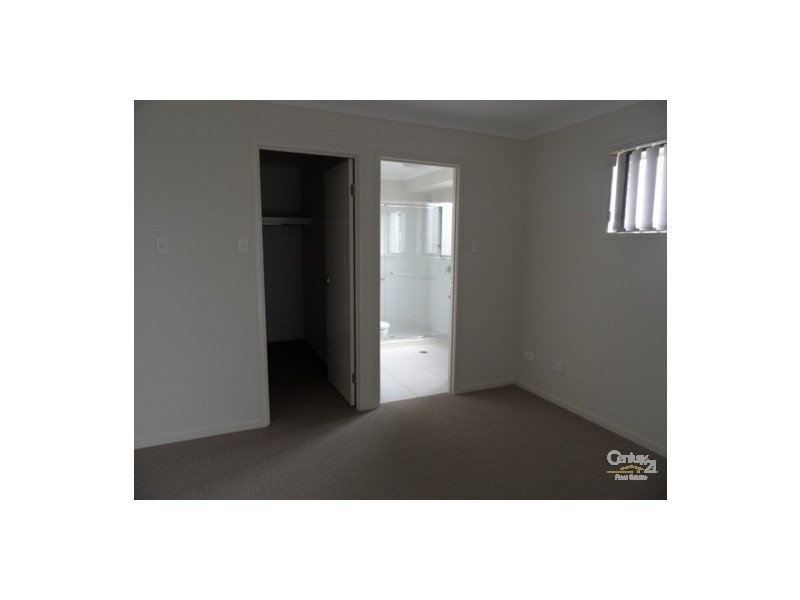 3 Dampier Court, Glen Eden QLD 4680