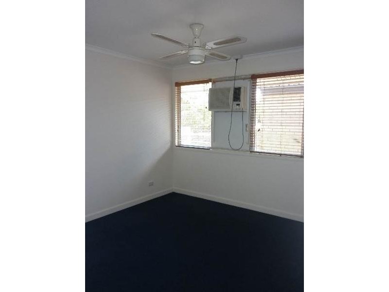 14 Aramac Drive, Clinton QLD 4680