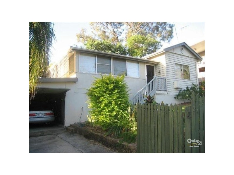 24 Williamson Street, West Gladstone QLD 4680