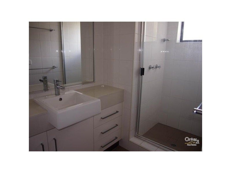 6/208-212 Oaka Street, South Gladstone QLD 4680