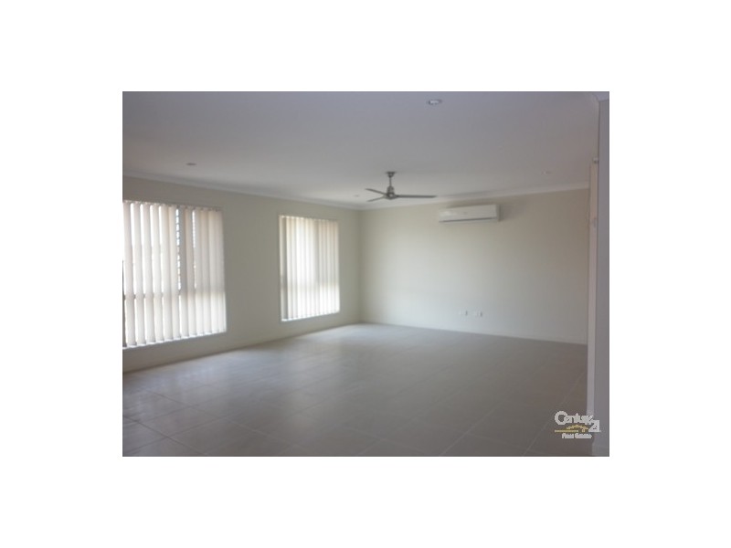 1 Wentworth Place, Glen Eden QLD 4680