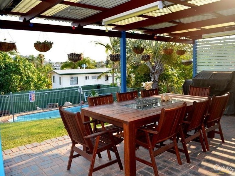 17 Cairncross Street, Sun Valley QLD 4680