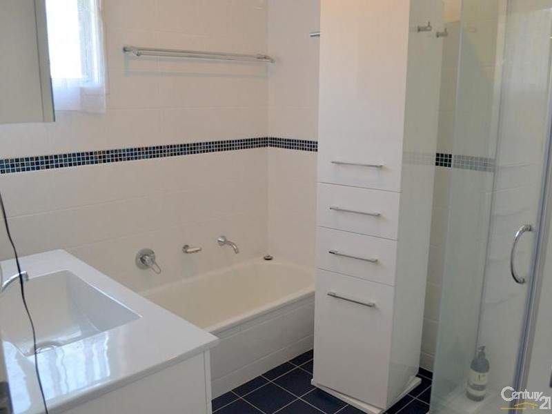 17 Cairncross Street, Sun Valley QLD 4680