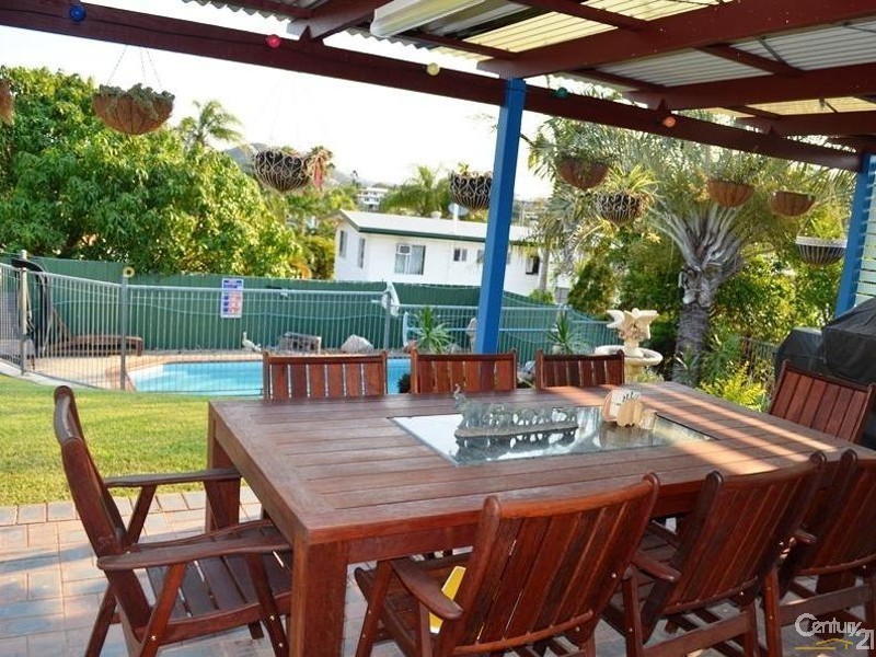 17 Cairncross Street, Sun Valley QLD 4680