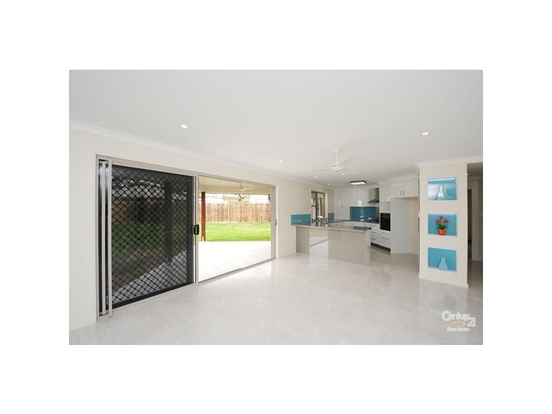 19 Ingra Close, Glen Eden QLD 4680