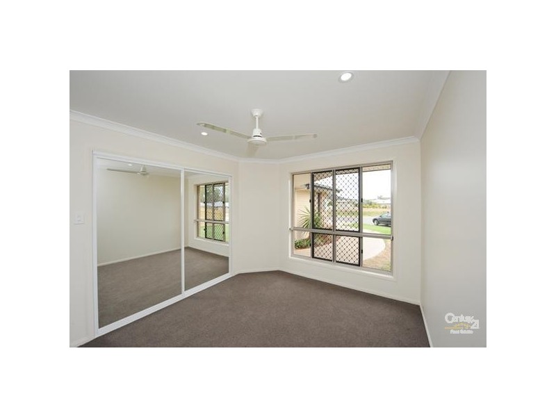 19 Ingra Close, Glen Eden QLD 4680