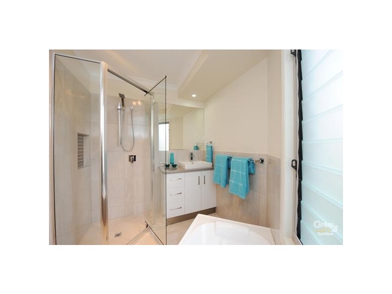 19 Ingra Close, Glen Eden QLD 4680