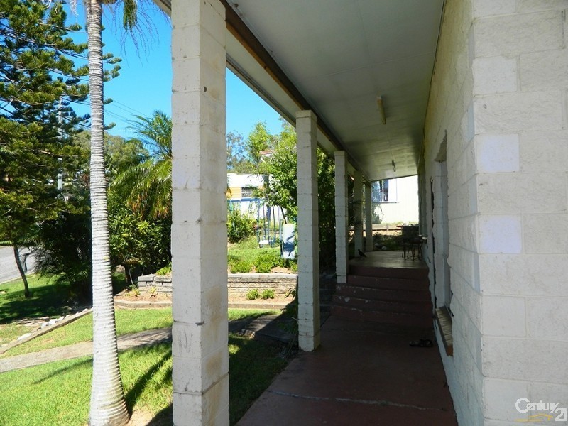 27 Barramundi Street, Toolooa QLD 4680