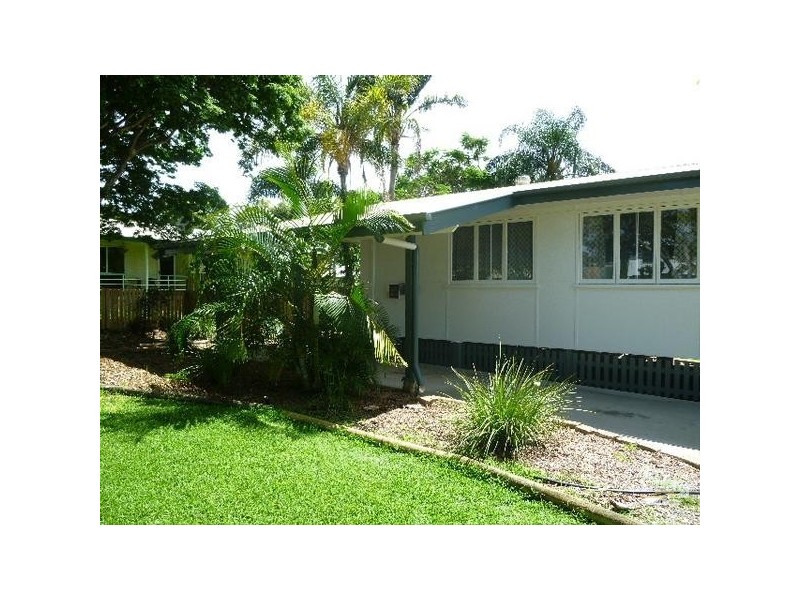 98 Barney Street, Barney Point QLD 4680