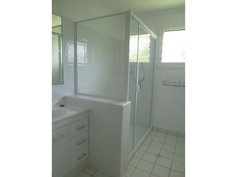 98 Barney Street, Barney Point QLD 4680