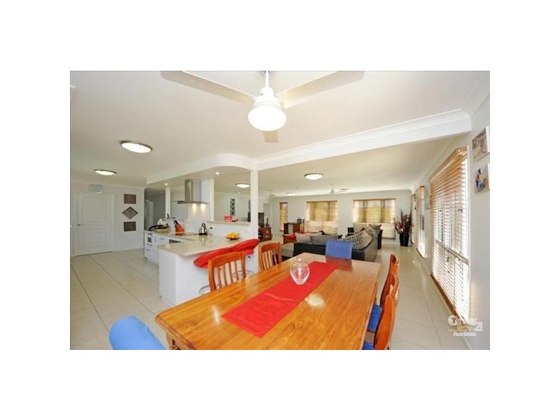 6 Wyndham Road, Beecher QLD 4680