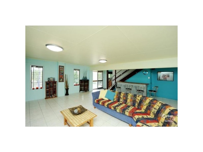 6 Wyndham Road, Beecher QLD 4680