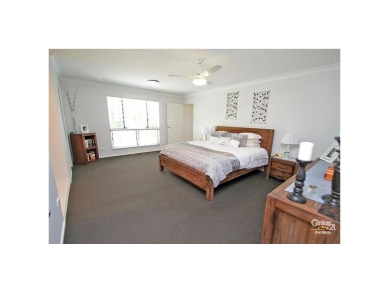 6 Wyndham Road, Beecher QLD 4680