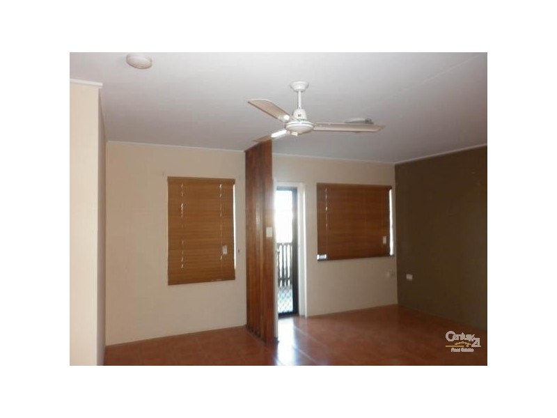 1/38 Aerodrome Road, Clinton QLD 4680