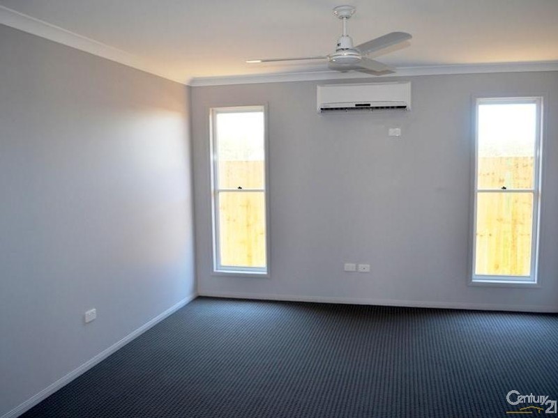 15 Bragg Court, Kirkwood QLD 4680
