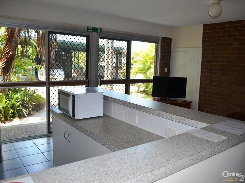 12 Matson Crescent, West Gladstone QLD 4680