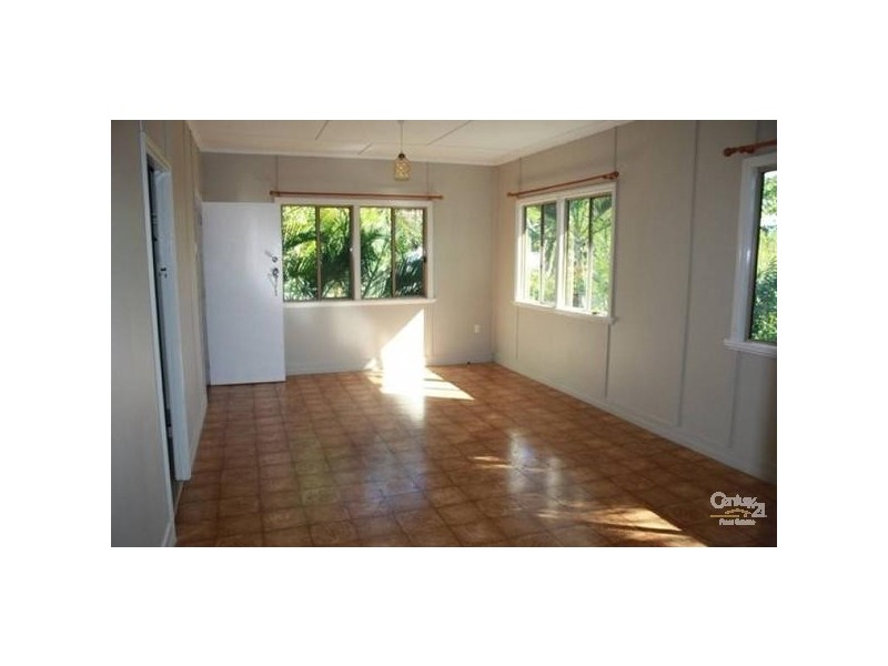 22 Leonard Street, South Gladstone QLD 4680