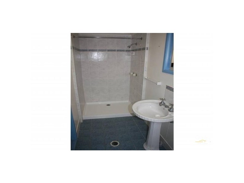 22 Leonard Street, South Gladstone QLD 4680