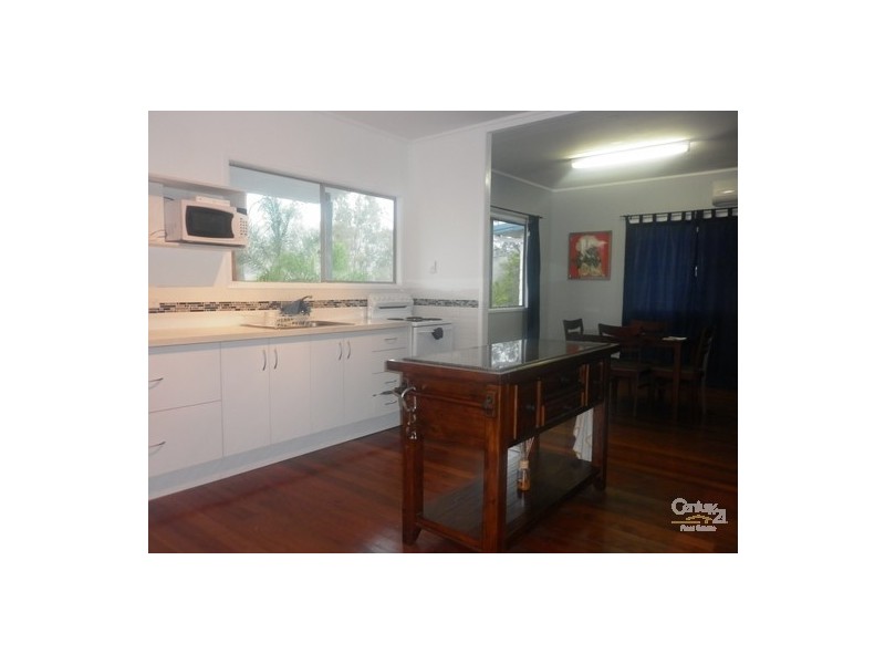 18 Drummer Street, Toolooa QLD 4680