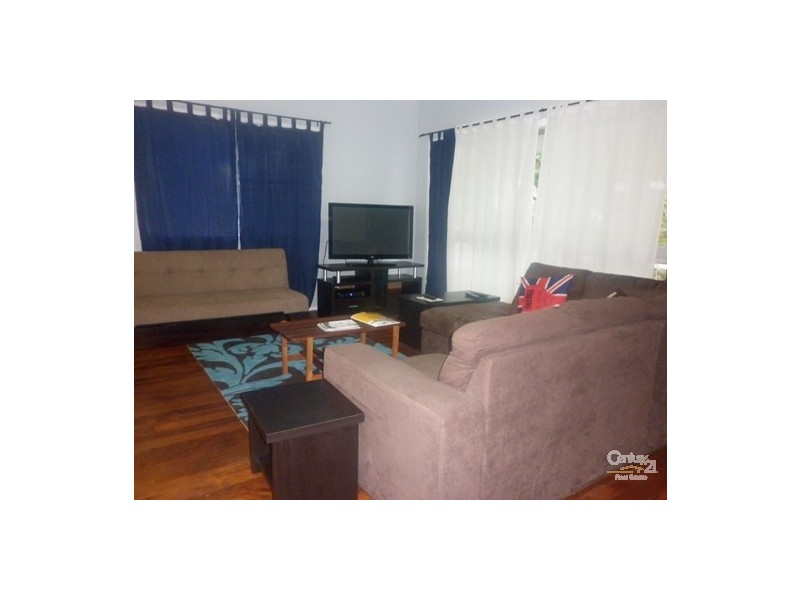18 Drummer Street, Toolooa QLD 4680