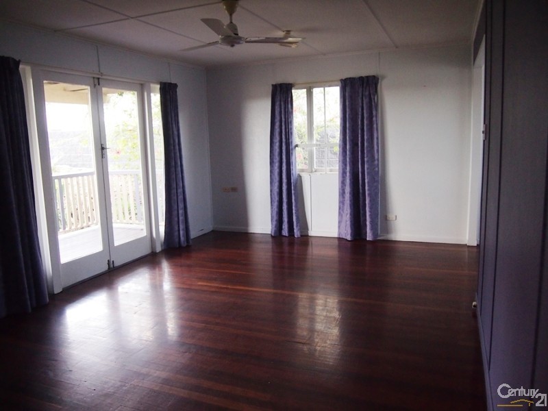 16 Coon Street, South Gladstone QLD 4680