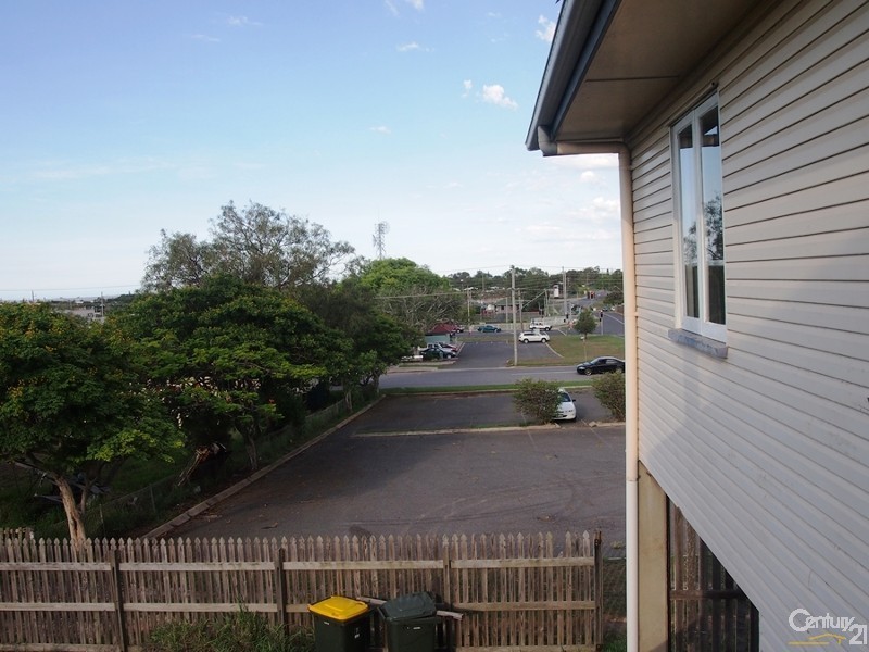 16 Coon Street, South Gladstone QLD 4680