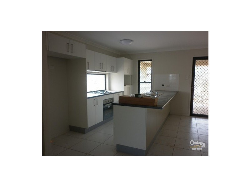 10 Sturt Court, Glen Eden QLD 4680
