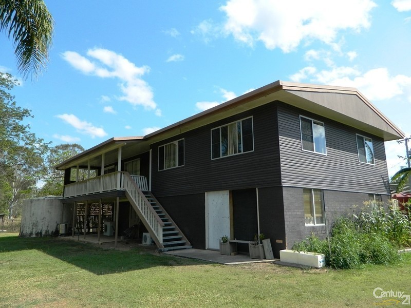 1561 Raglan Station Road, Ambrose QLD 4695