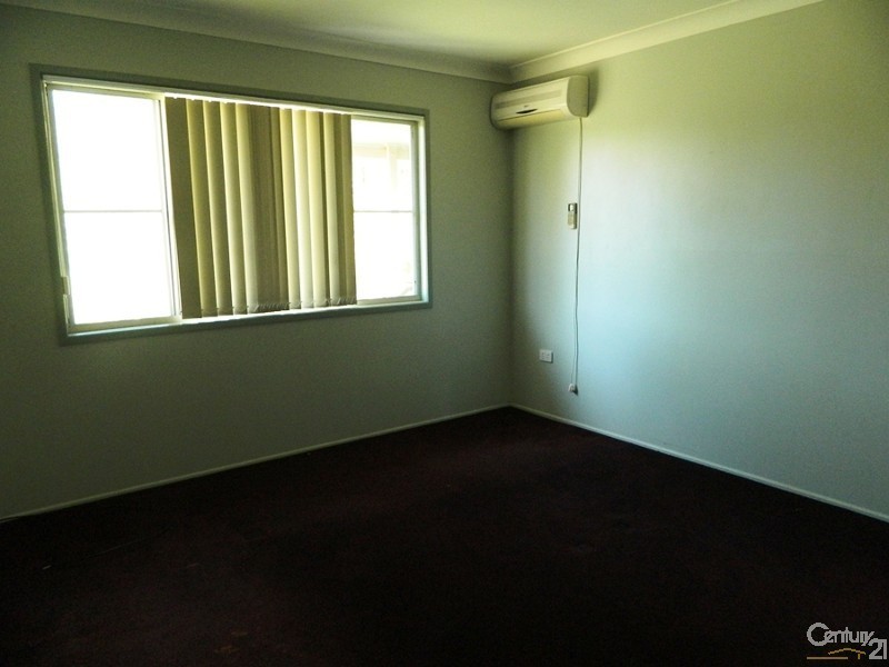 1561 Raglan Station Road, Ambrose QLD 4695