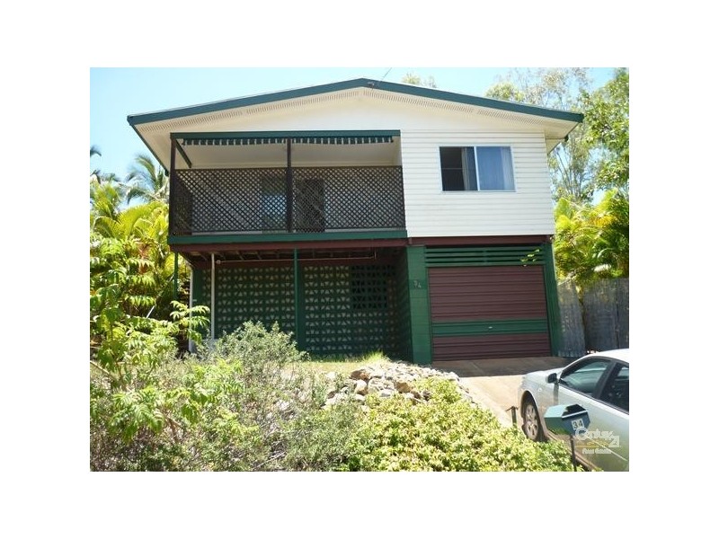 34 Charles Street, West Gladstone QLD 4680