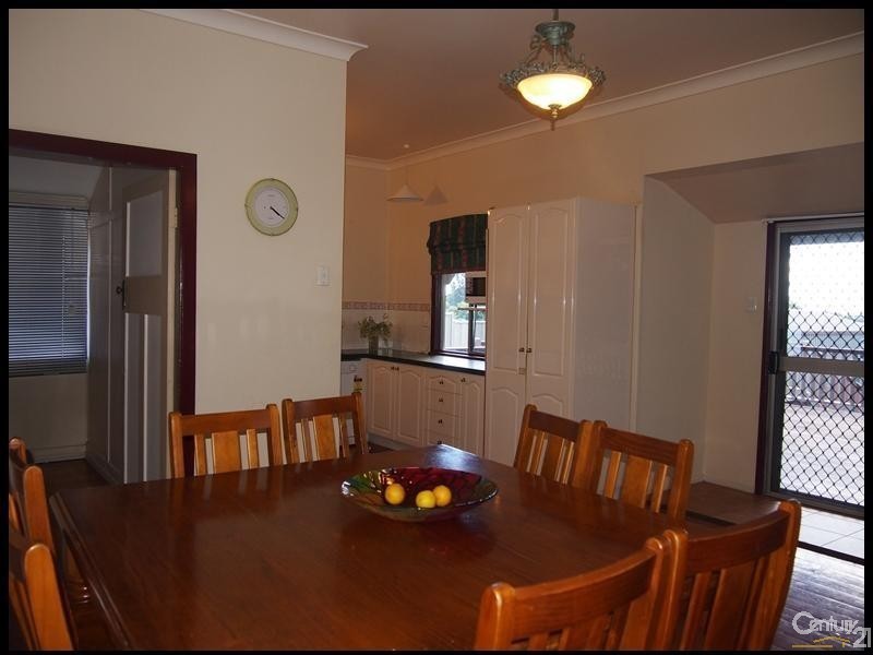 238 Auckland Street, South Gladstone QLD 4680