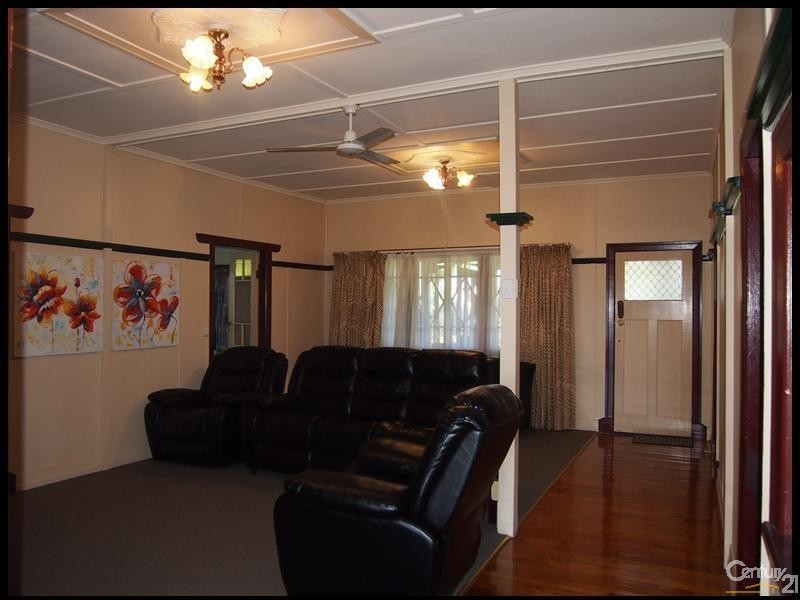 238 Auckland Street, South Gladstone QLD 4680