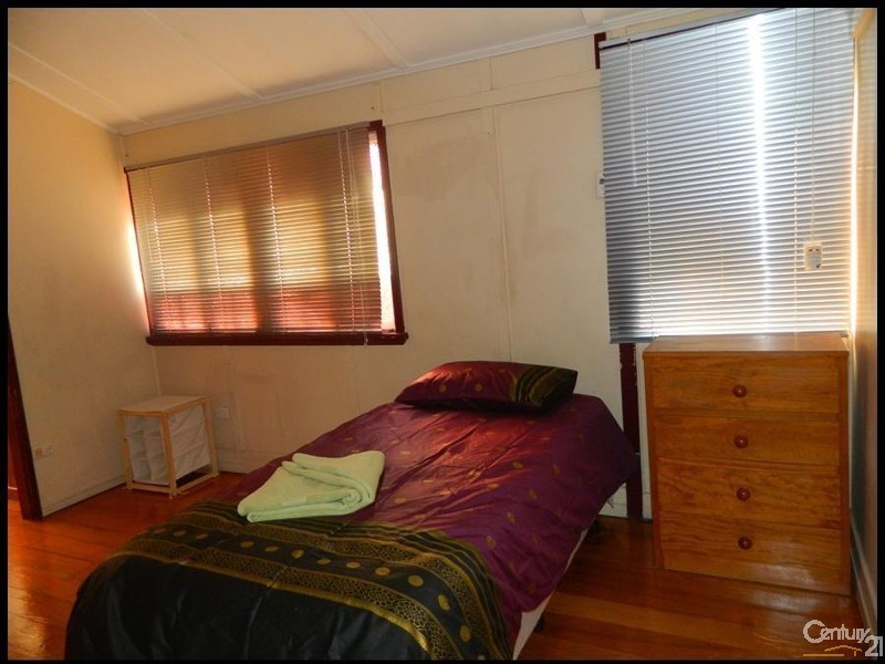 238 Auckland Street, South Gladstone QLD 4680