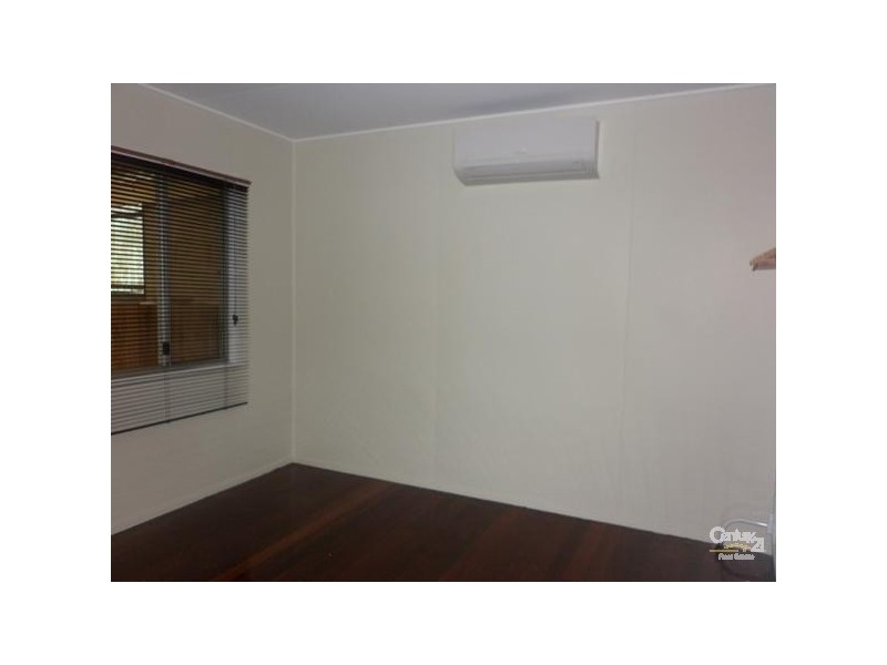 16 Hetherington Street, West Gladstone QLD 4680