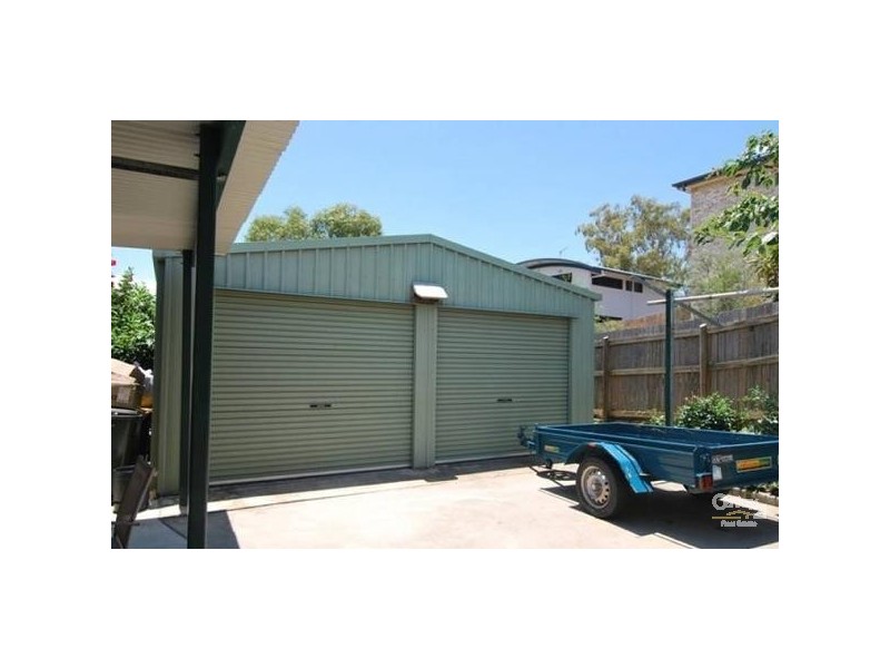 2 Lomas Street, West Gladstone QLD 4680