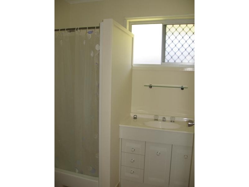 2/14 McCann Street, South Gladstone QLD 4680