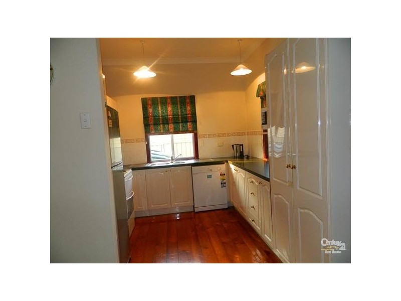 238 Auckland Street, South Gladstone QLD 4680
