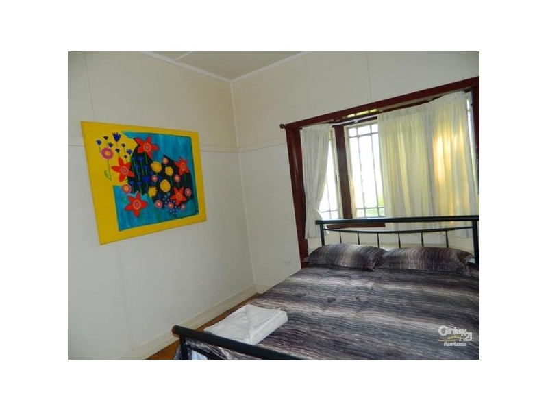 238 Auckland Street, South Gladstone QLD 4680
